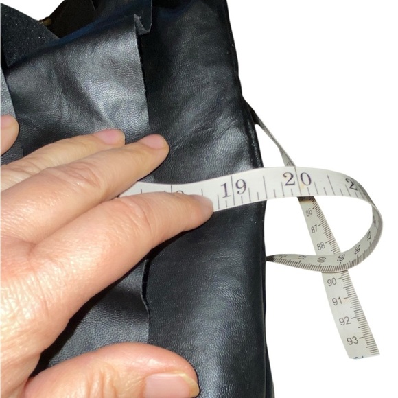 DSW Y2K Large Black Ruffle Gold Studded Tote Bag with Chain Straps - Picture 7 of 8